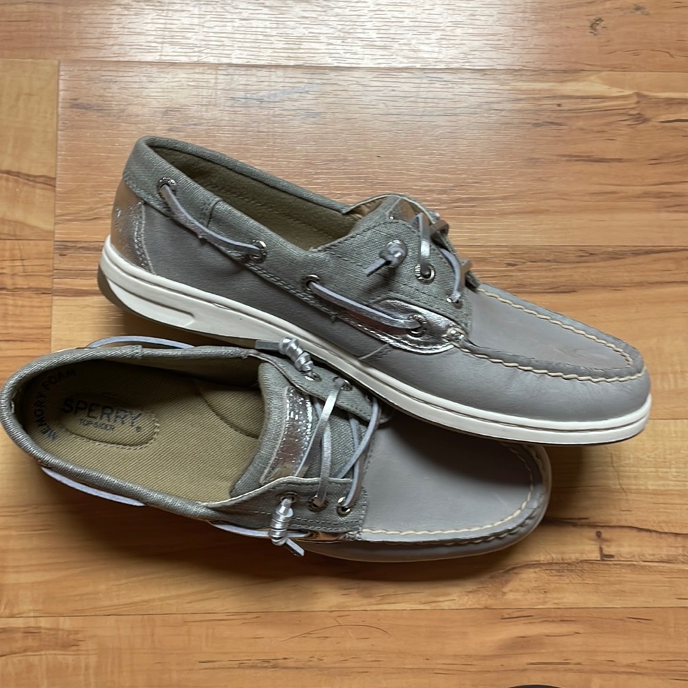 Gray Sperry Boatshoes